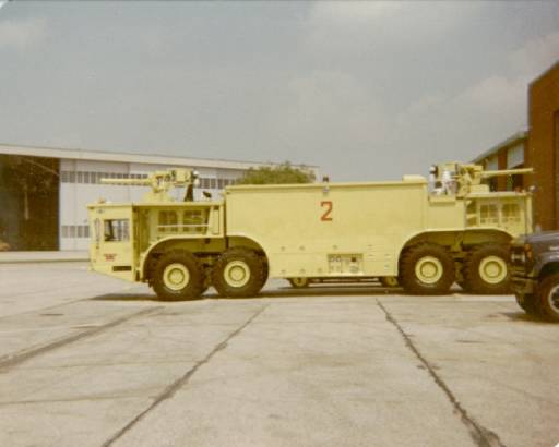 P-15_Grissom_1980 _in_Qtrs.jpg